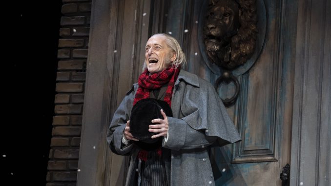 _A723077-min Scrooge happy