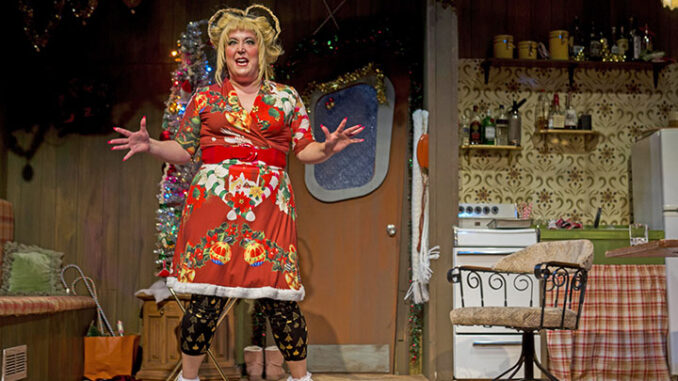 Theater Wit Who's Holiday!_06665_web_credit Charles Osgood (1)